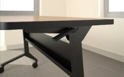 Flip'N GO Mobile Training Table With Flip Top -Cheap Ugoburo Store flip n gomeetingfoldingmechclose up 1